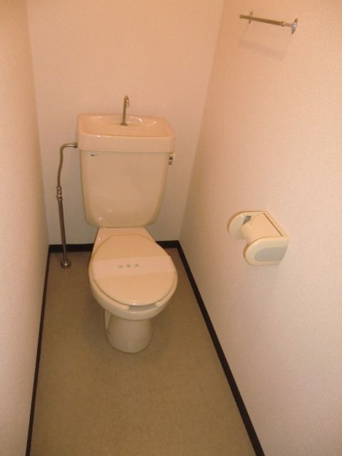 トイレ　バス・トイレは別々です