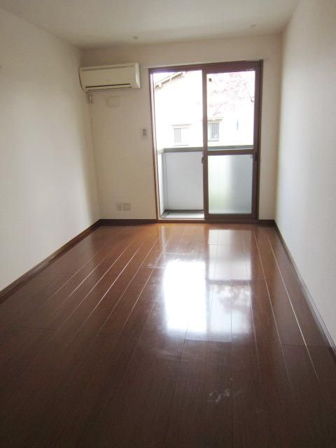 居室・リビング　★きれいな御部屋です★