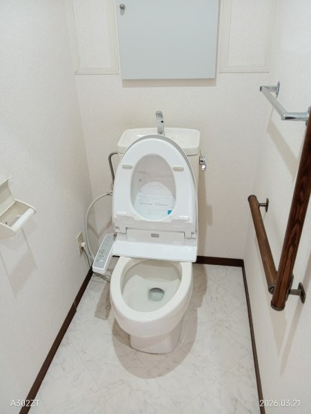 トイレ　落ち着いたトイレです