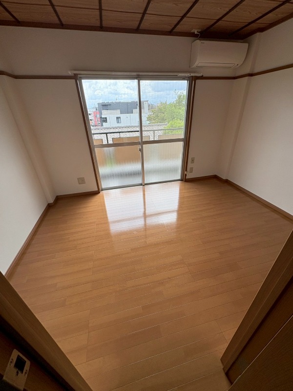 居室・リビング　※他部屋参考写真