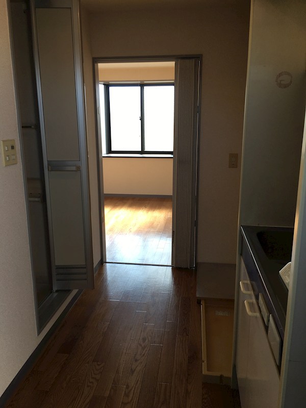 玄関　反転部屋参照