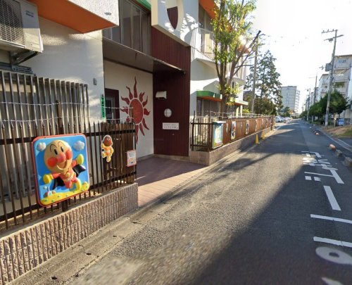 幼稚園・保育園　認定こども園仁和寺保育園（幼稚園・保育園）まで587m