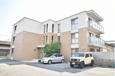 駐車場　駐車スペースもあります☆