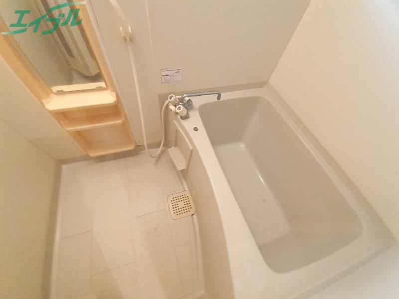 バス・シャワールーム　同型参考写真
