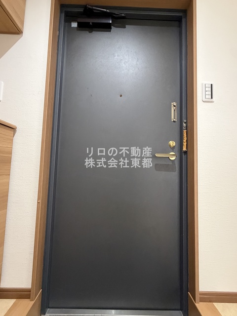 玄関　すっきりシンプルな玄関スペースです！