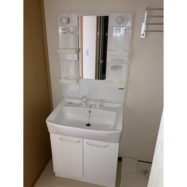 洗面設備　別部屋のお写真です。