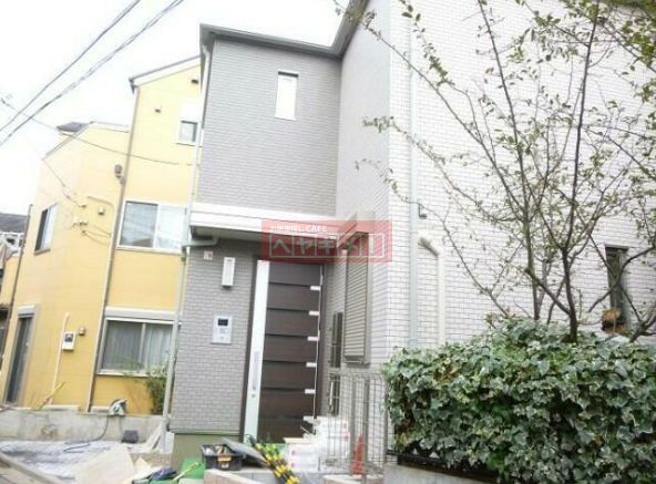 エントランス　外観