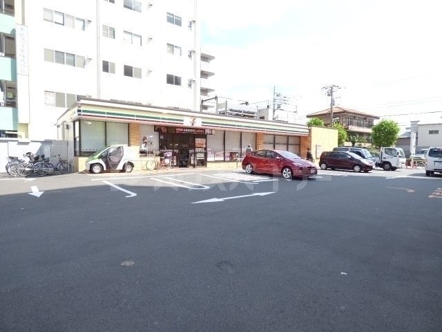 コンビニ　セブンイレブン墨田八広4丁目店（コンビニ）まで450m