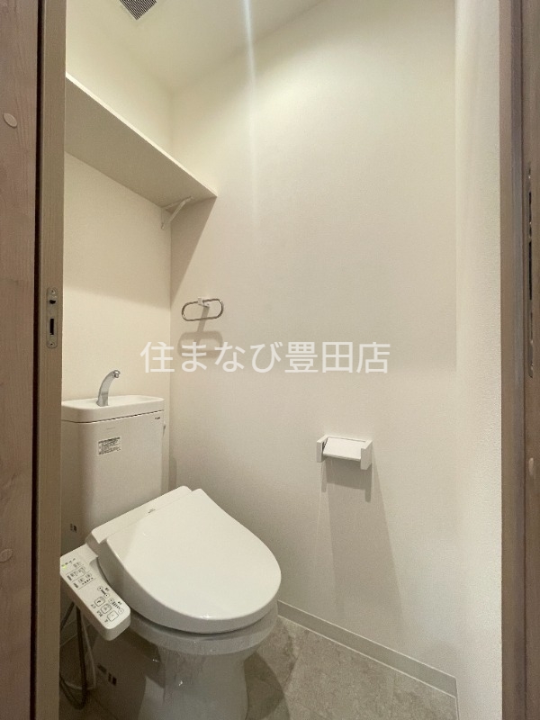 名鉄名古屋本線 宇頭駅 徒歩23分 2階建 築1年のトイレ写真
