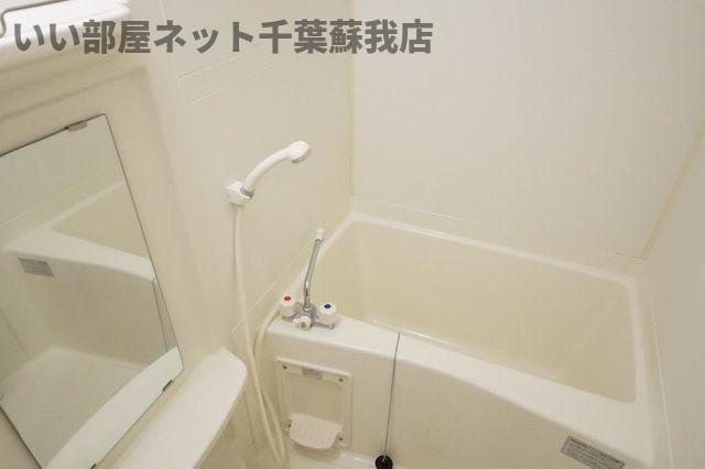 バス・シャワールーム　お風呂で日々の疲れを落としましょう