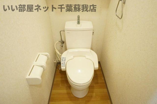 トイレ　清潔感のあるトイレです