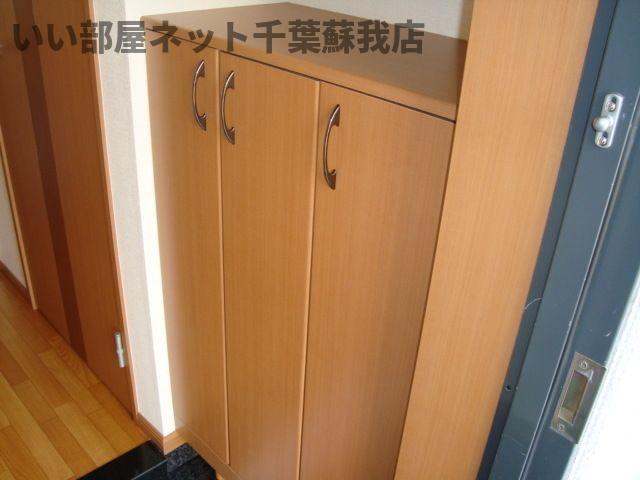 収納　シューズボックス