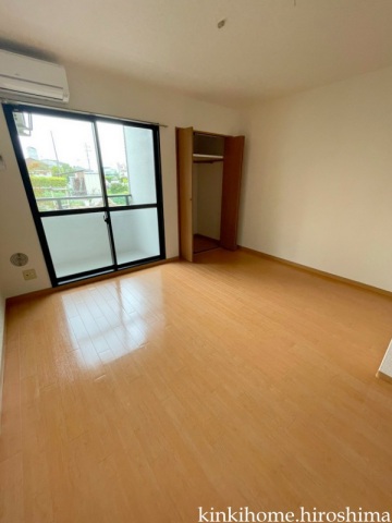 居室・リビング　写真は別のお部屋です。