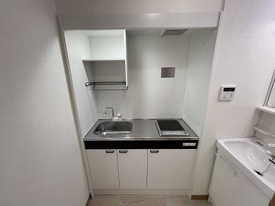 キッチン　別タイプ類似写真掲載。