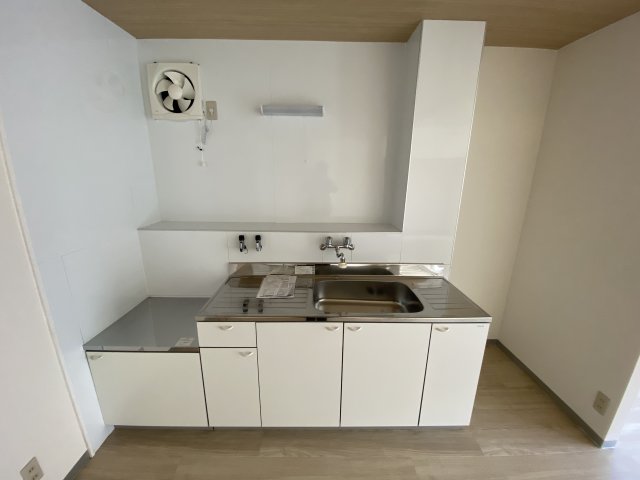 西原マンションのキッチン写真