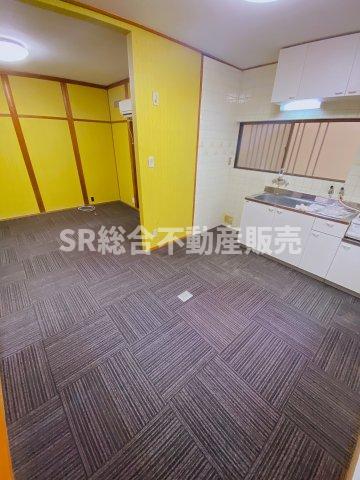 六万寺町1丁目貸家の居間写真