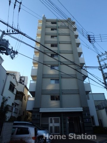 大阪市此花区西九条のマンションの建物外観