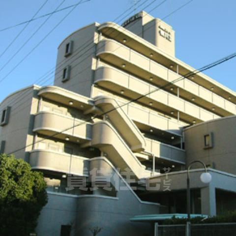 京都市南区東九条北松ノ木町のマンションの建物外観