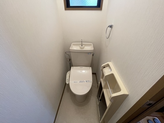 トイレ　※他の号室の写真です。