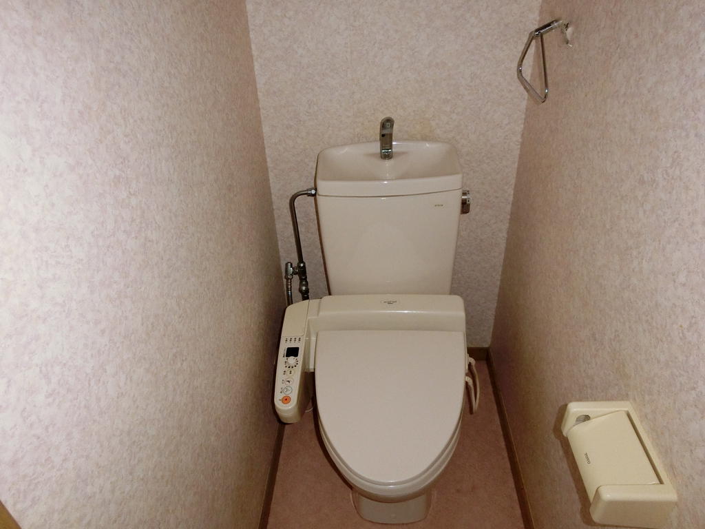 トイレ　写真は別のお部屋です。現況を優先させて頂きます。