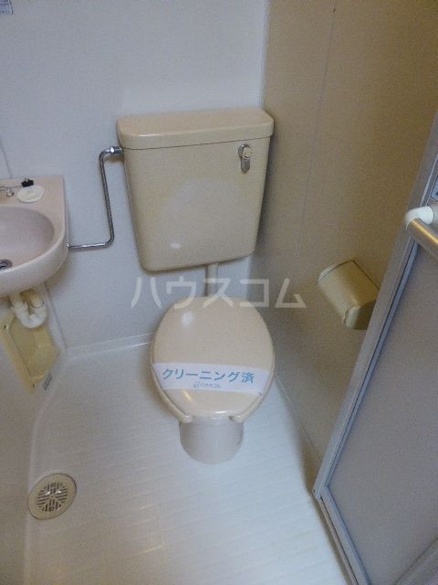 【静岡市清水区平川地のアパートのトイレ】