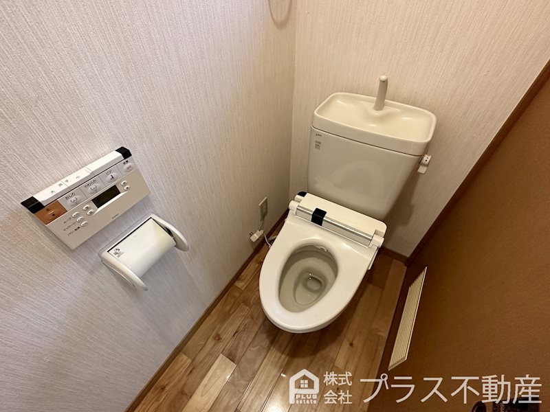 【阿部アパートのトイレ】