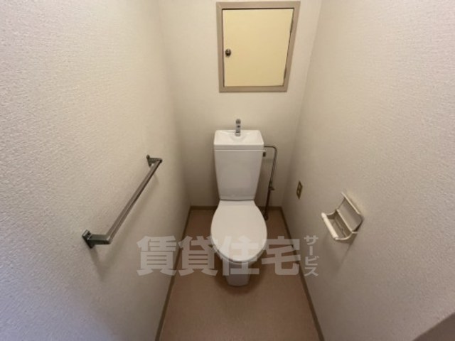 【第2岸田マンションのトイレ】