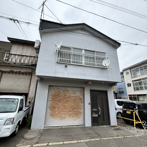 室蘭市本町2丁目4-11戸建の建物外観