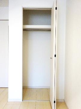 リブリ・サナップＪＲ茨木　収納　収納