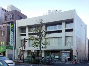 【中野区本町のマンションの銀行】