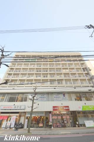 広島市中区大手町のマンションの建物外観