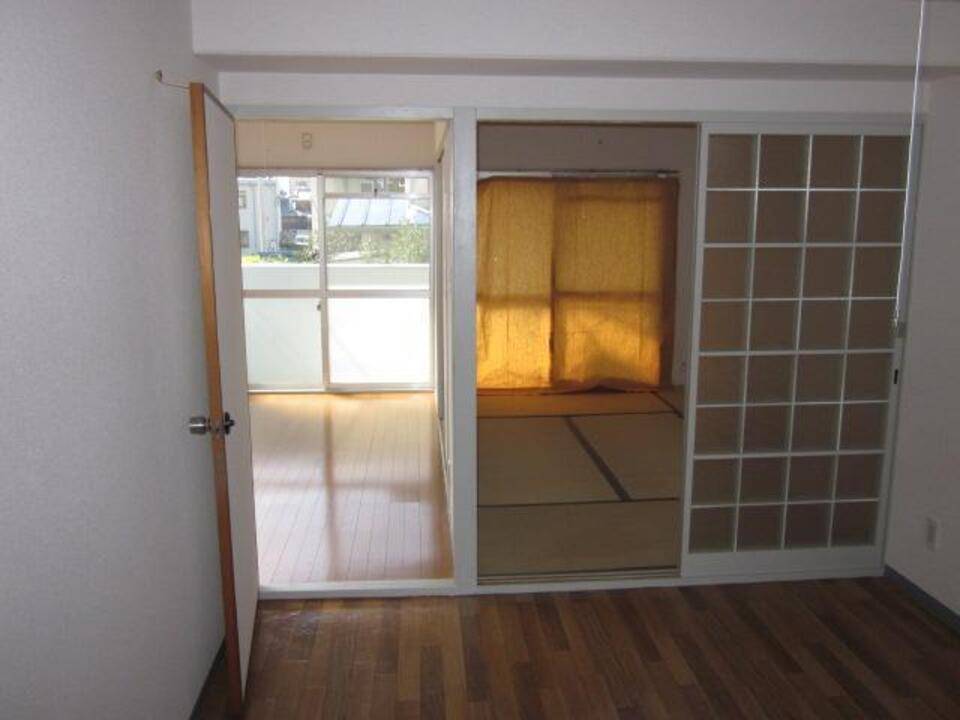 居室・リビング　洋室