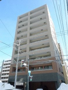 札幌市中央区北二条東のマンションの建物外観