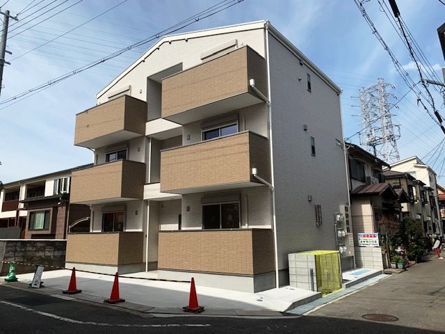 【ヒカリロードの建物外観】