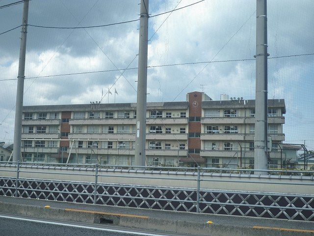 小学校　神戸小学校（小学校）まで500m