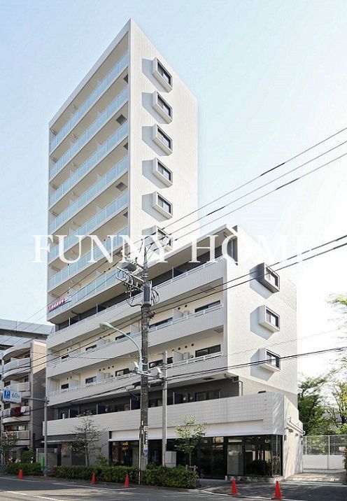 東京都世田谷区下馬２（マンション）の賃貸物件の外観