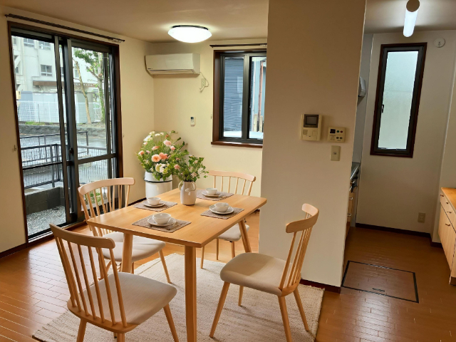 居室・リビング　本画像はＣＧで作成しており、実際に家具等は置かれておりません