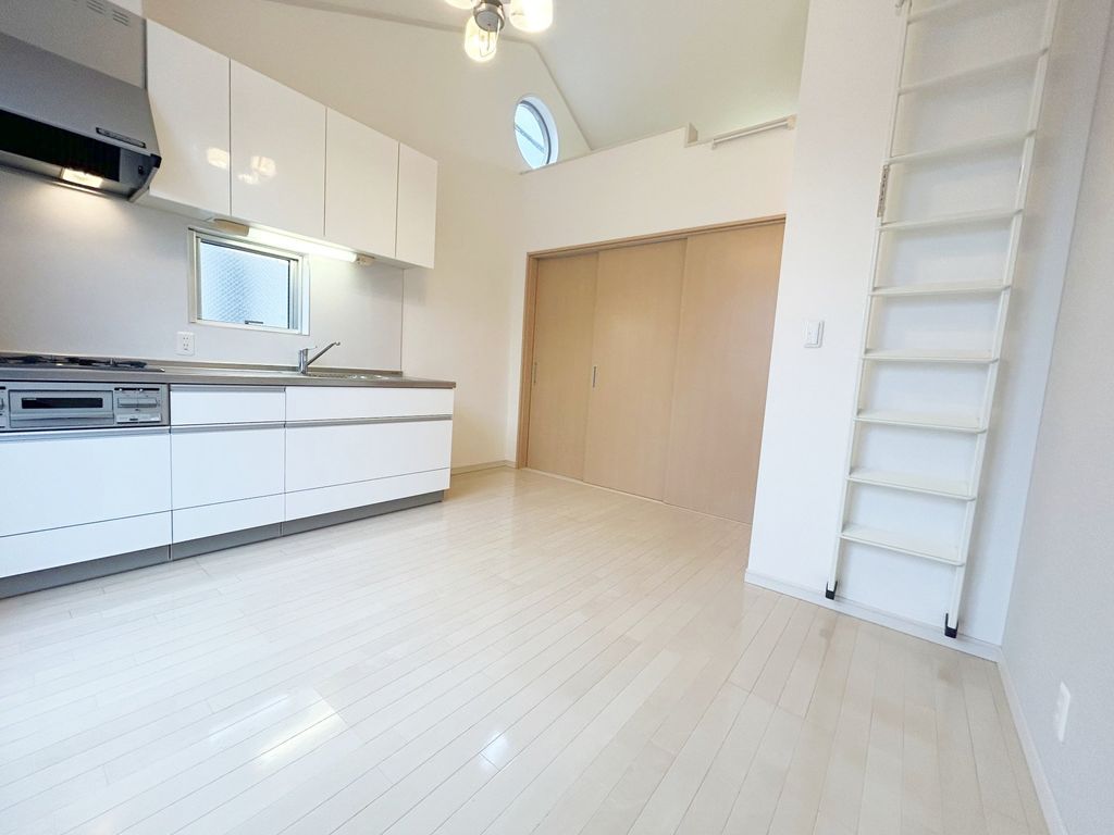 居室・リビング　リビング