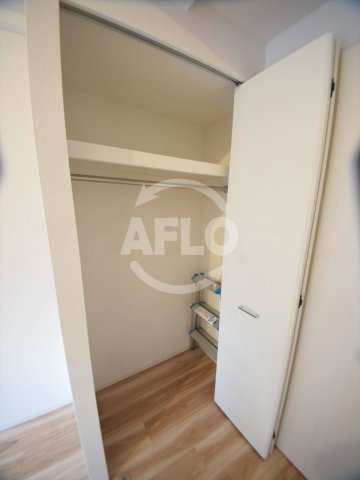 収納　セレニテ桜川駅前プリエ　クローゼット