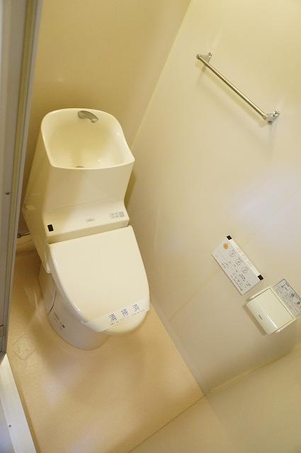 トイレ　トイレ