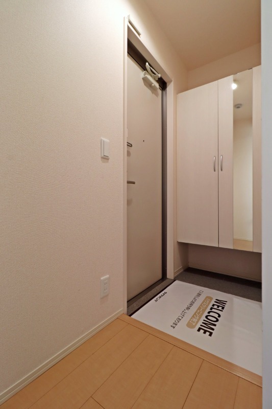 玄関　図面と現状に相違がある場合には現状を優先