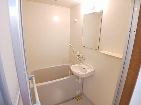 バス・シャワールーム　バス