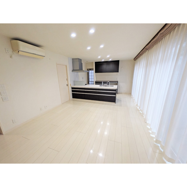 居室・リビング　リビング