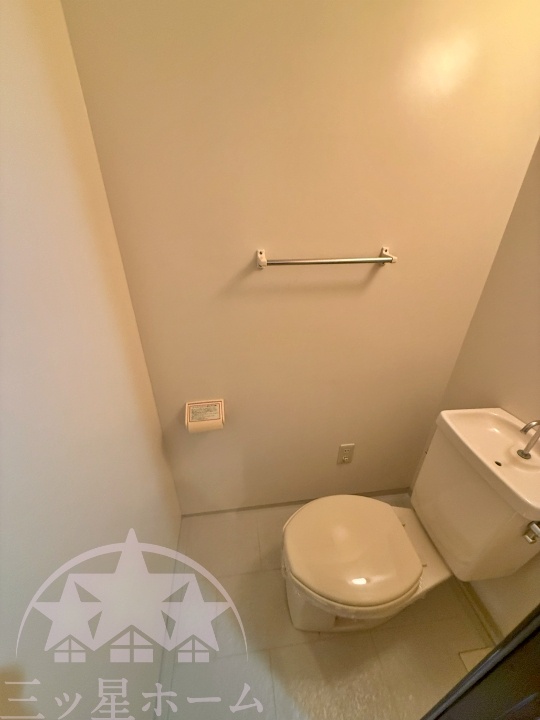 トイレ　シンプルで使いやすいトイレです