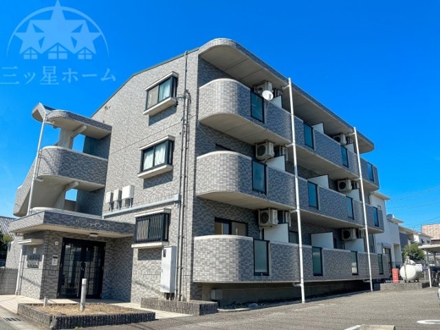 建物外観　きれいな外観です