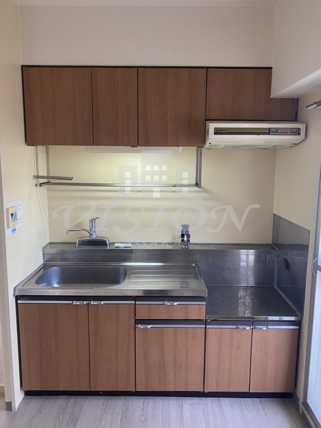 キッチン　写真は別室のものです