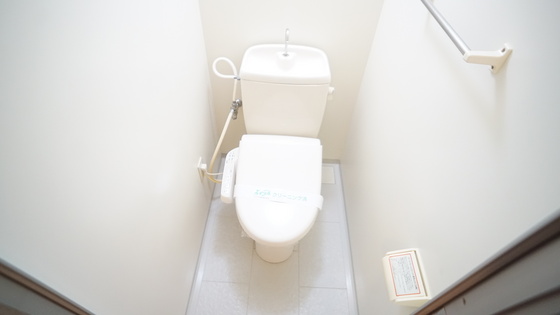 トイレ　シャワー付きトイレ