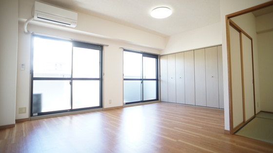 居室・リビング　リビング