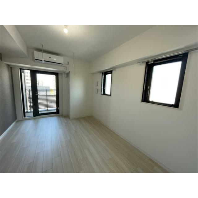 居室・リビング　別号室参考画像