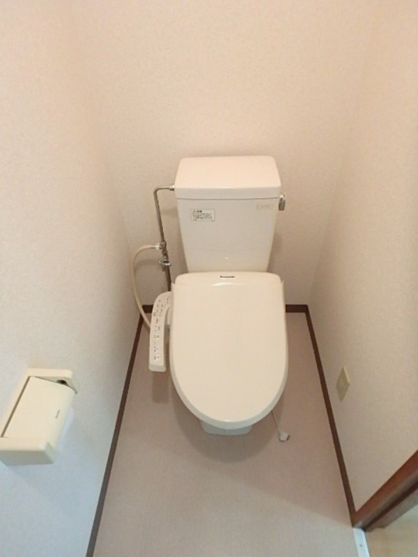 トイレ　図面と現状に相違がある場合には現状を優先